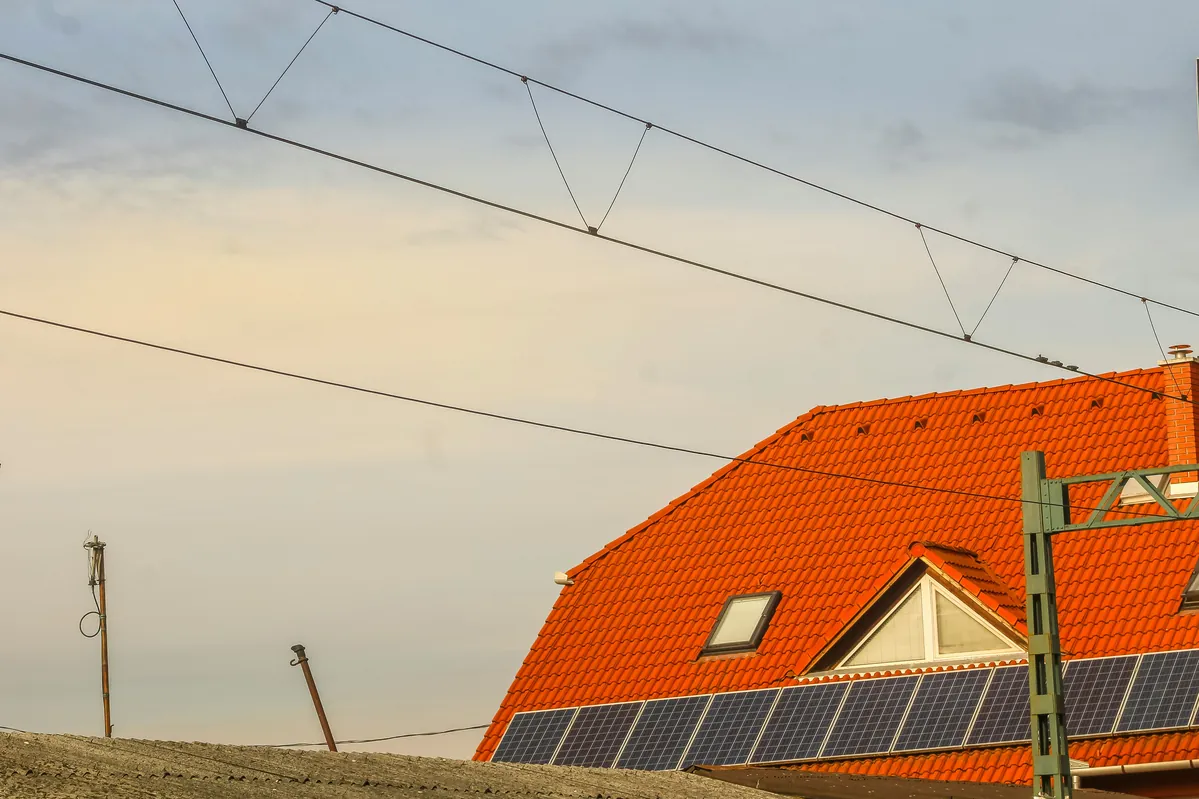 Energy-efficient building facade